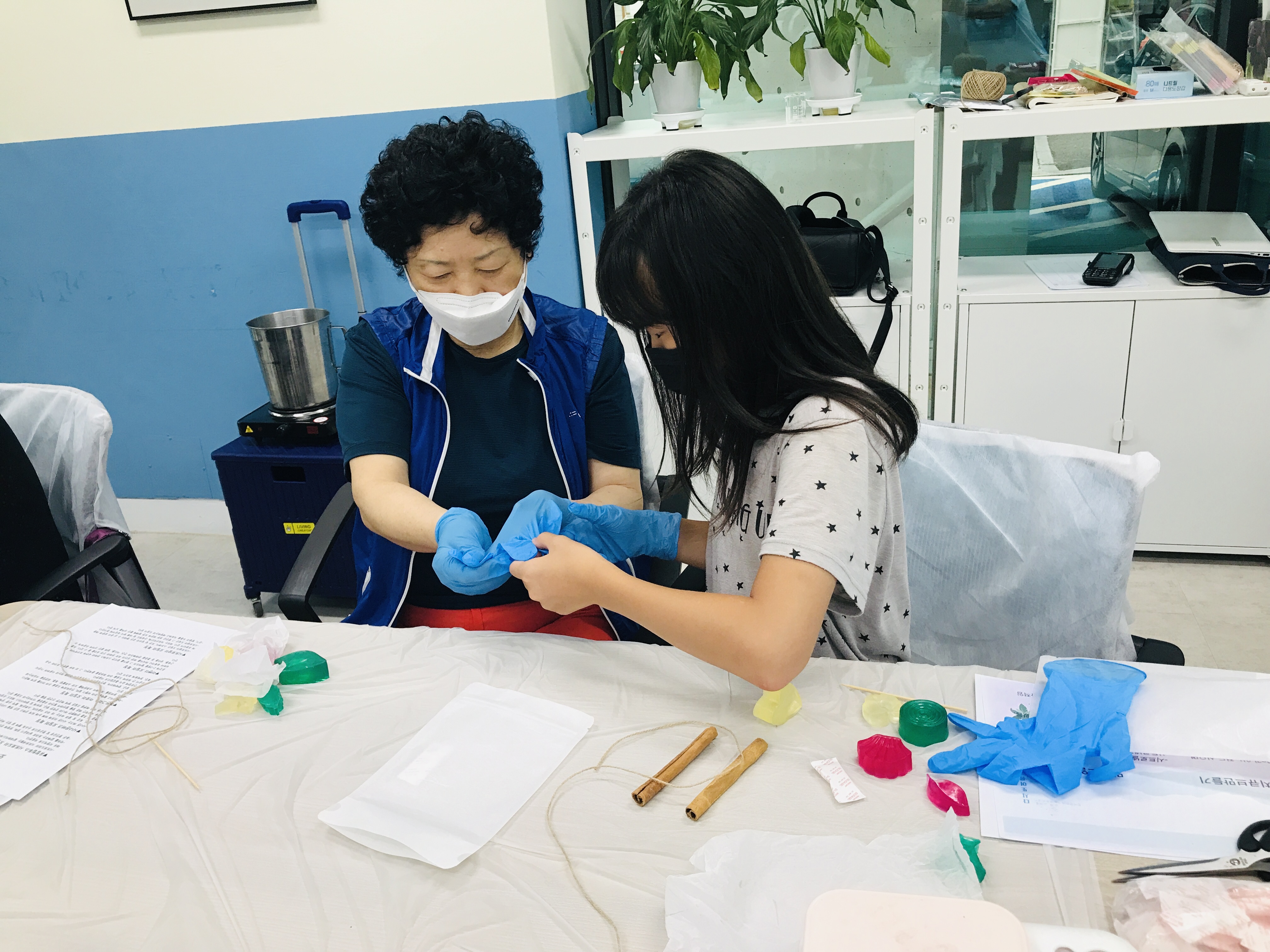 짝꿍과 함께 만드는 장면사진