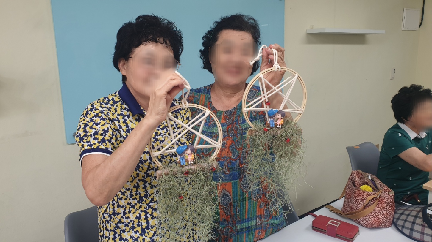 지역연계짝꿍공예교실 수업사진2